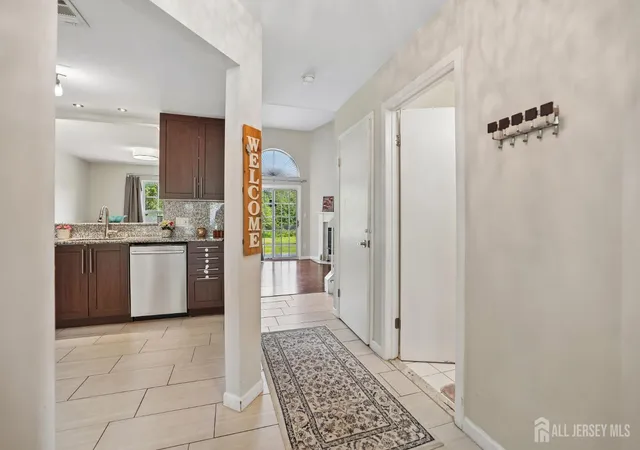 4th image of 171 Nebula Rd, Piscataway, NJ 08854 | MLS# 2618399R