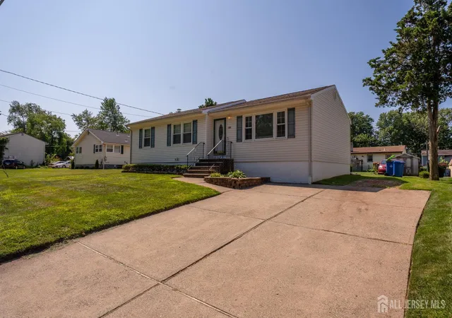 2nd image of 1204 Hamilton St, Somerset, NJ 08873 | MLS# 2701415R
