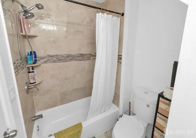 Listing Photo 4 - Condo for sale in building located at 236 Halsted St, East Orange, NJ 07018