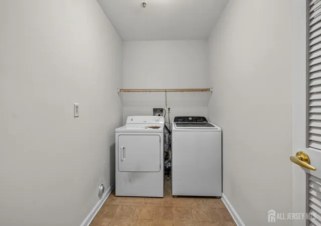 Homes for sale in New Brunswick, NJ | 1313 Fernwood Ct, New Brunswick, NJ 08901 | MLS# 2618414R