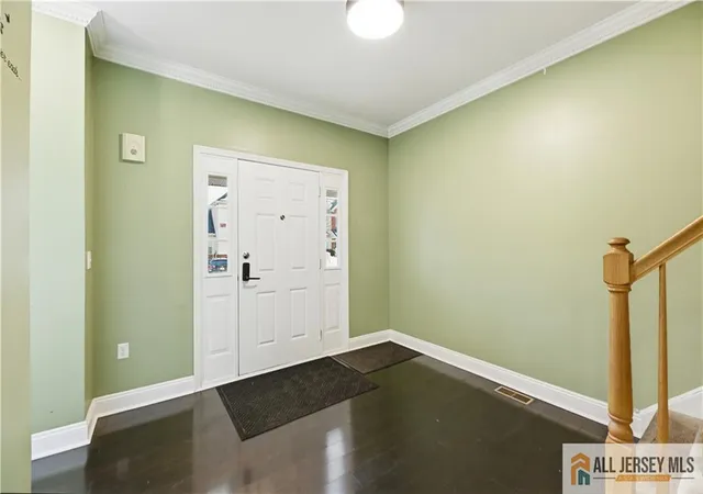 4th image of 327 Moonlight Dr, Piscataway, NJ 08854 | MLS# 2661258M