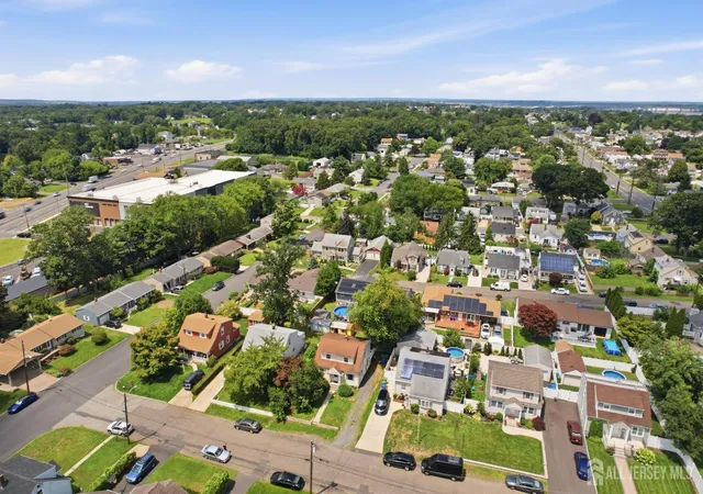 31st image of 244 Armstrong St, South Amboy, NJ 08879 | MLS# 2702440R