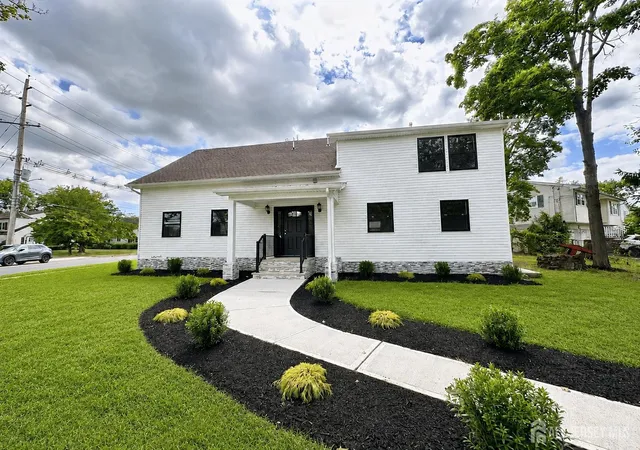 Photo 1 of Single family home for sale at 77 Green Brk Rd, Middlesex, NJ 08846 | MLS# 2614185R | Listing updated on 2026-09-21