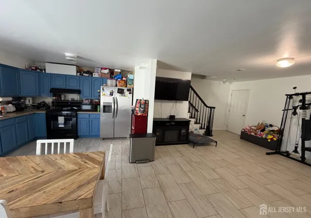 2nd image of 14 Somerset St, Carteret, NJ 07008 | MLS# 2616908R