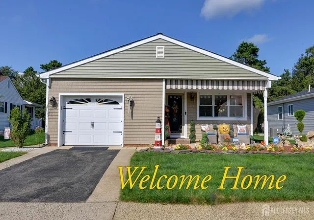 Photo 1 of Single family home for sale at 126 Santiago Dr, Toms River, NJ 08757 | MLS# 2618447R | Listing updated on 2026-06-30