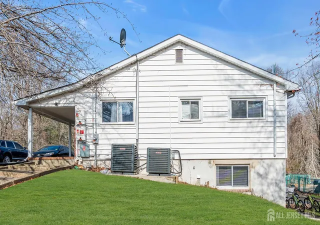 Photo 3 of Single family home for sale at 184 Route 520, Morganville, NJ 07751 | MLS# 2615329R | Listing updated on 2026-05-07