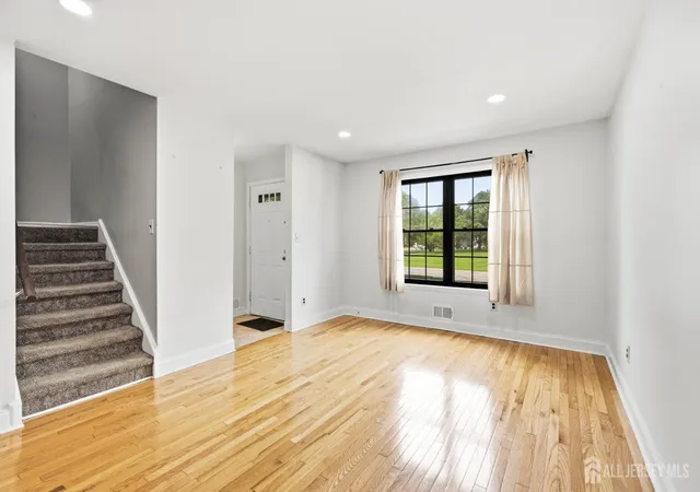 5th image of 51 Pheasant Run, Edison, NJ 08820 | MLS# 2701765R