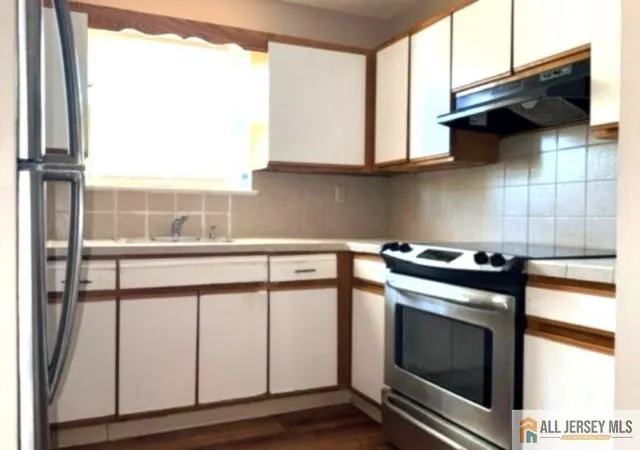 Homes for sale in Spotswood, NJ | 289 Main St #4E, Spotswood, NJ 08884 | MLS# 2662359M