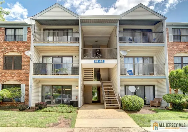 Photo 1 of Condo for sale at 81 Canterbury Ct, Piscataway, NJ 08854 | MLS# 2770382M | Listing updated on 2026-09-07