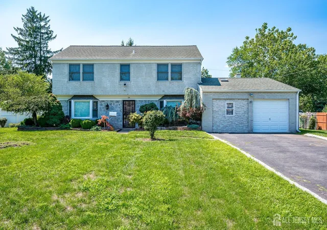 Photo 1 of Single family home for sale at 20 Tamarack Rd, Somerset, NJ 08873 | MLS# 2701139R | Listing updated on 2026-10-01