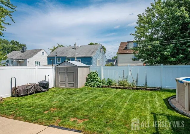 40th image of 40 Concannon Dr, Fords, NJ 08863 | MLS# 2700840R