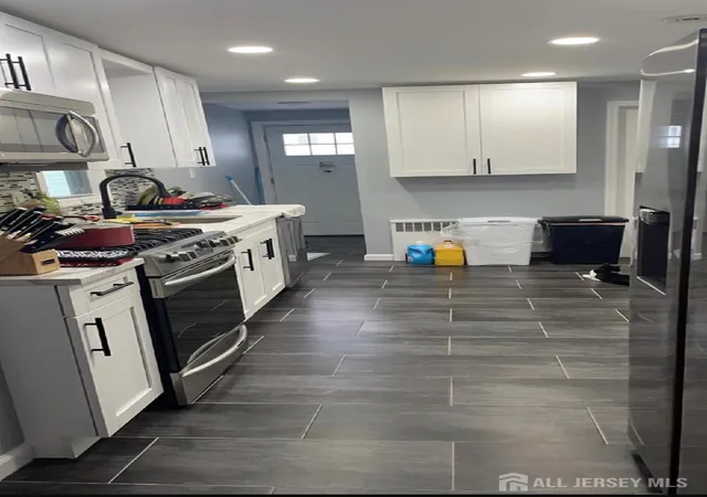 Photo 4 of House for sale at 228 Elm St, Newark, NJ 07105 | MLS# 2703177R | Listing updated on 2026-09-11