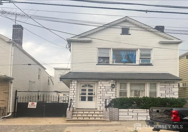6th image of 228 Elm St, Newark, NJ 07105 | MLS# 2703177R