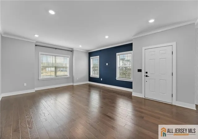 Listing Photo 4 - Condo for sale in building located at 1301 Tavern Rd, Monroe Township, NJ 08831