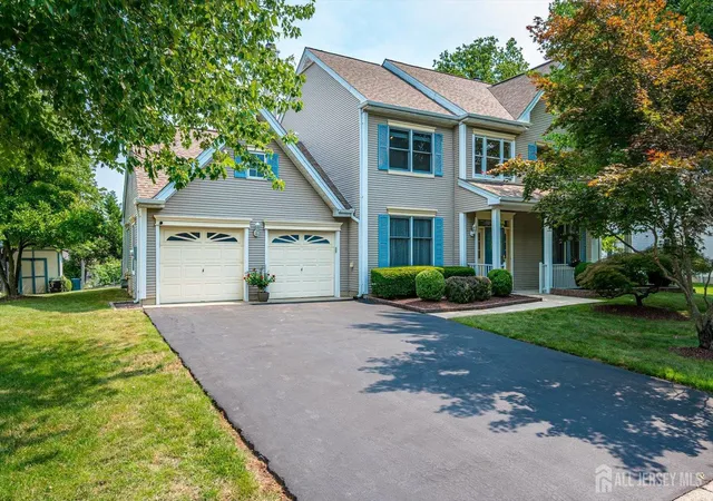 2nd image of 11 Lafayette Dr, Kendall Park, NJ 08824 | MLS# 2700863R