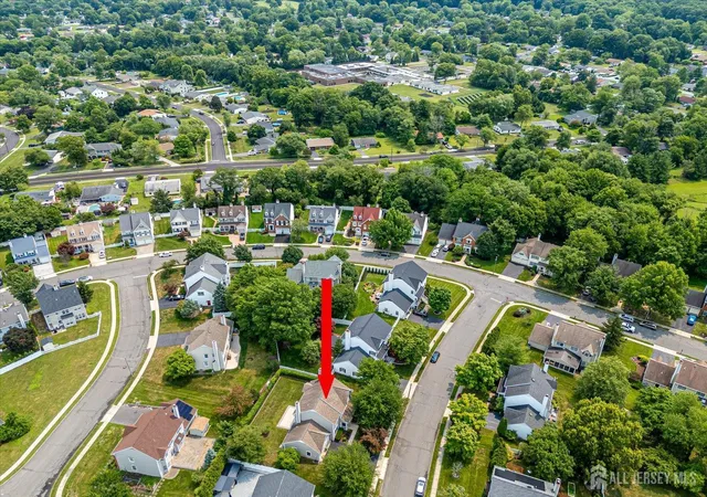 42nd image of 11 Lafayette Dr, Kendall Park, NJ 08824 | MLS# 2700863R