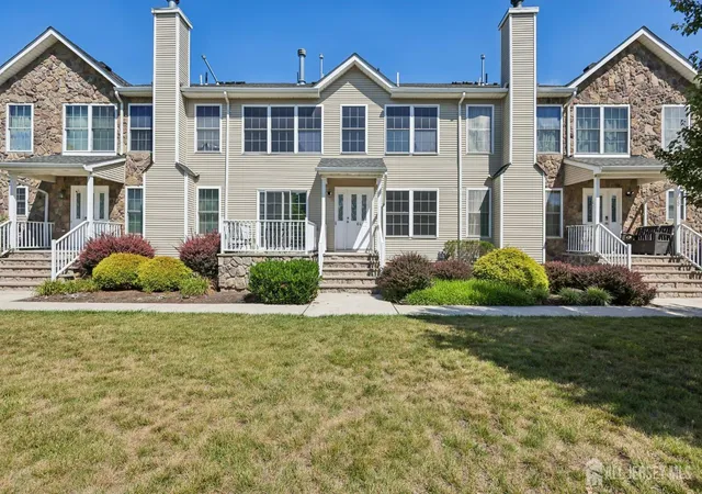 Homes for sale in Piscataway, NJ | 64 Chariot Ct, Piscataway, NJ 08854 | MLS# 2700051R