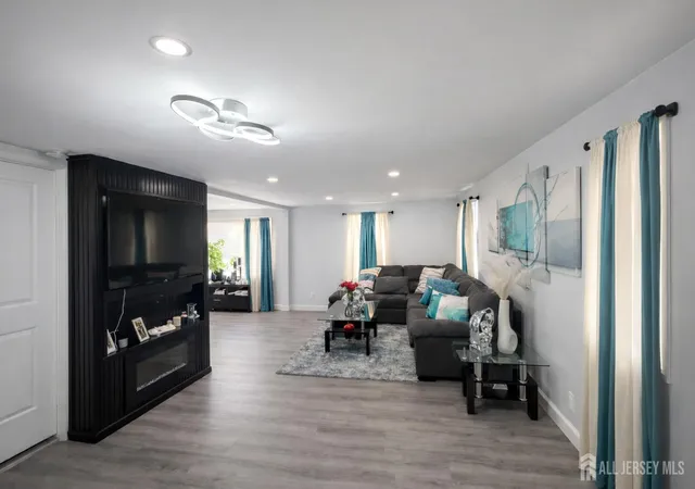 4th image of 13 Bissett Pl, South River, NJ 08882 | MLS# 2613435R