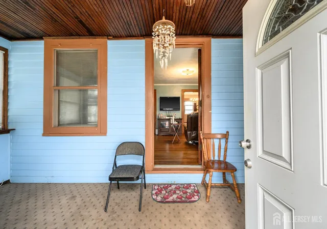 Photo 3 of Single family home for sale at 862 Gibbons Ct, Elizabeth, NJ 07202 | MLS# 2702951R | Listing updated on 2026-08-19