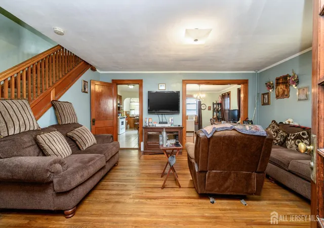 Photo 4 of Single family home for sale at 862 Gibbons Ct, Elizabeth, NJ 07202 | MLS# 2702951R | Listing updated on 2026-09-28