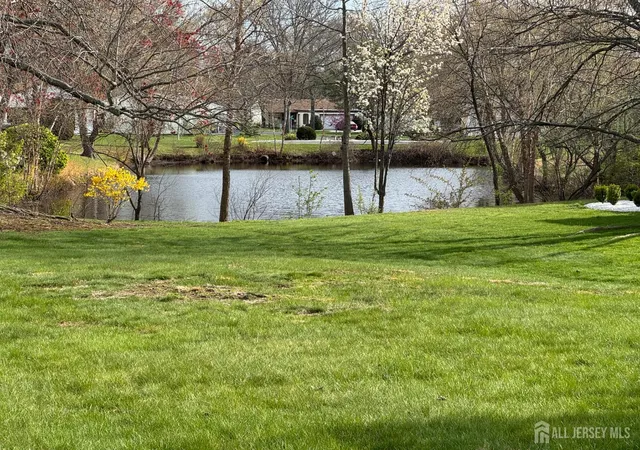 2nd image of 253 Belmar Rd, Monroe Township, NJ 08831