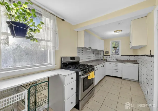 2nd image of 109 Bernard St, Carteret, NJ 07008 | MLS# 2703227R