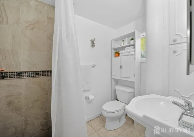 9th image of 109 Bernard St, Carteret, NJ 07008 | MLS# 2703227R