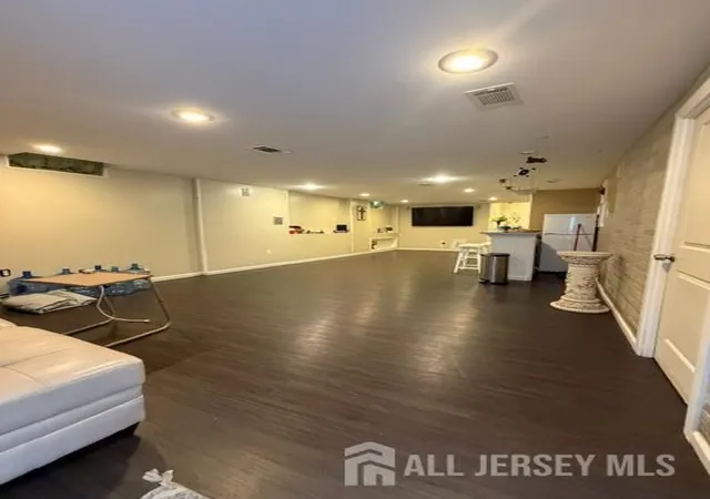 Homes for sale in Perth Amboy, NJ | 402 Thomas St, Perth Amboy, NJ 08861 | MLS# 2618267R