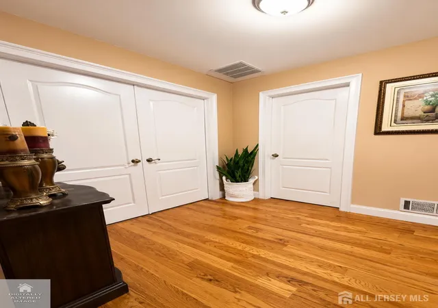 Homes for sale in Perth Amboy, NJ | 402 Thomas St, Perth Amboy, NJ 08861 | MLS# 2618267R