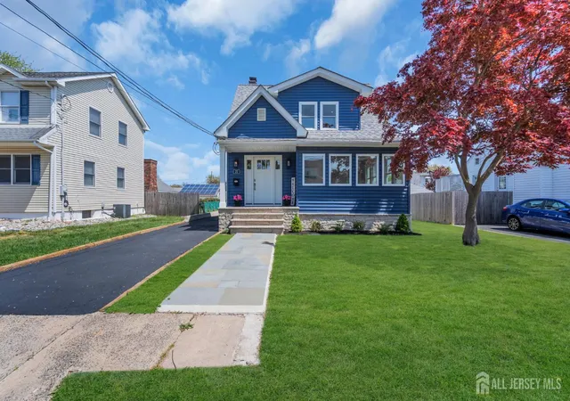 3rd image of 21 Market St, Edison, NJ 08817 | MLS# 2701880R