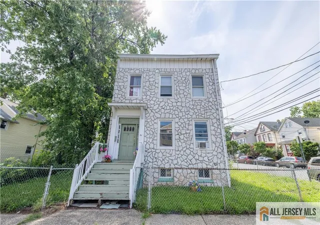 1st image of 88 Hassart St, New Brunswick, NJ 08901 | MLS# 2770282M