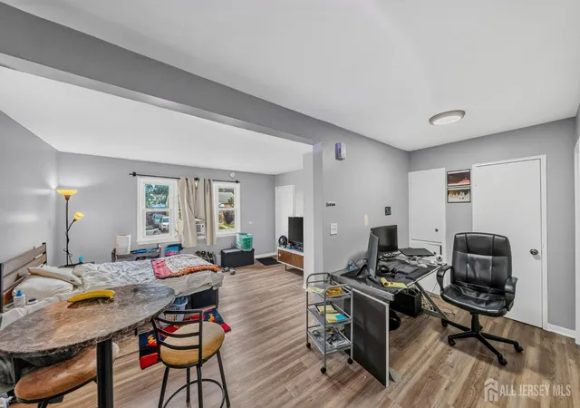 Homes for sale in New Brunswick, NJ | 308 Columbus Pl, New Brunswick, NJ 08901 | MLS# 2618489R