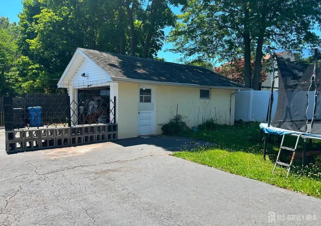 7th image of 129 Hampton St, Metuchen, NJ 08840 | MLS# 2701791R