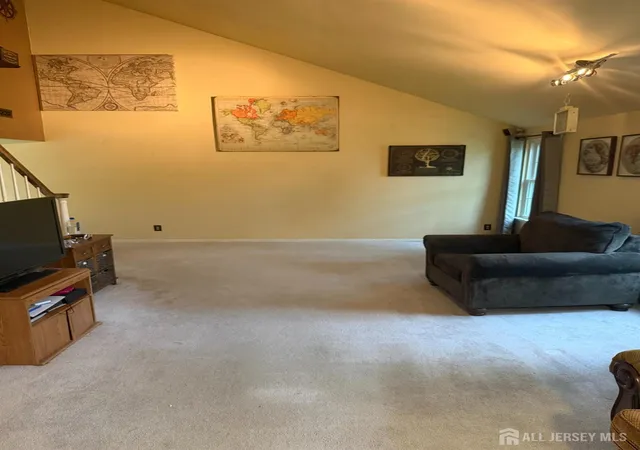 3rd image of 352 Willow Turn #B, Mount Laurel, NJ 08054 | MLS# 2617853R