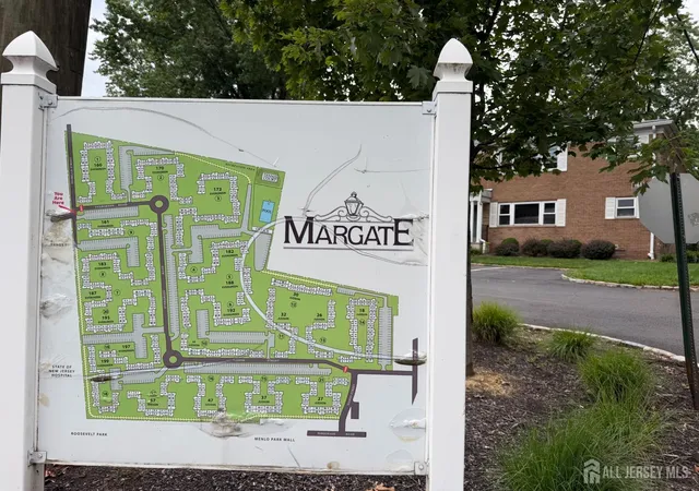 26th image of 160 Evergreen Rd #20B, Edison, NJ 08837 | MLS# 2701267R