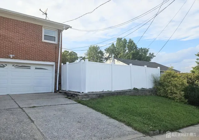 4th image of 1 Snapper Ave, South River, NJ 08882 | MLS# 2703257R