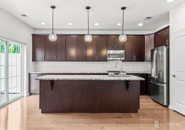 Photo 4 of Condo for sale at 135 Savoth Ln, Colonia, NJ 07067 | MLS# 2700664R | Listing updated on 2026-09-21