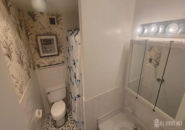 4th image of 2721 Boardwalk Ave, Atlantic City, NJ 08401