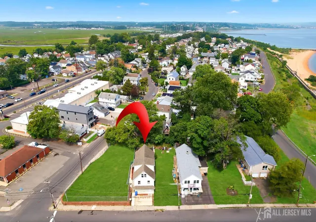 2nd image of 275 Laurence Pkwy, South Amboy, NJ 08879 | MLS# 2618412R
