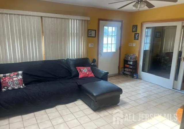 4th image of 84 E Laurel St E, Port Reading, NJ 07064 | MLS# 2702732R