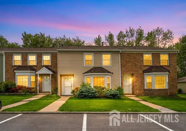 2nd image of 88 Wilshire Ct, Old Bridge, NJ 08857 | MLS# 2618166R