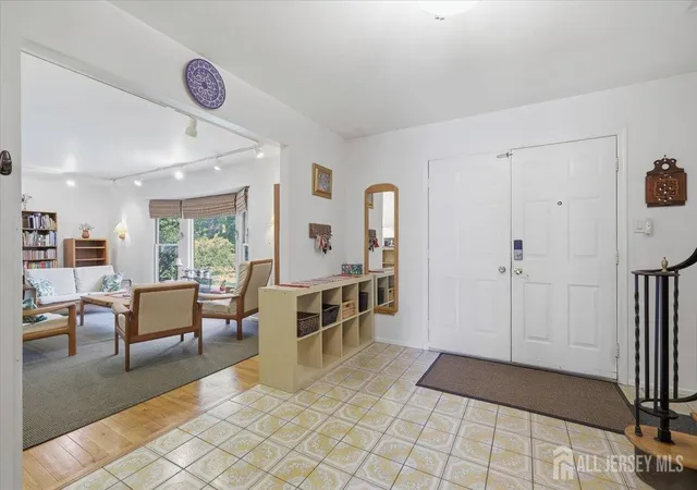 4th image of 3 Winterberry Cir, Piscataway, NJ 08854 | MLS# 2701807R