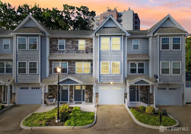 1st image of 322 Mcguire Pl, Perth Amboy, NJ 08861 | MLS# 2700435R