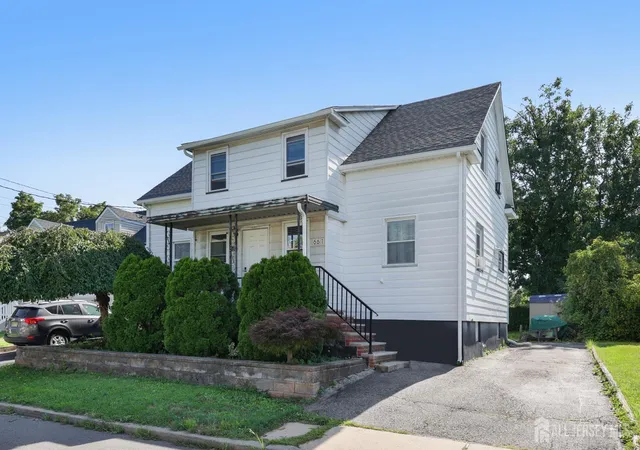 Photo 2 of Single family home for sale at 661 Leone St, Woodbridge, NJ 07095 | MLS# 2701185R | Listing updated on 2026-08-24