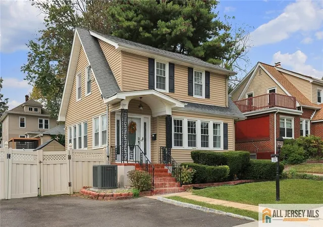 3rd image of 23 Edgegrove St, Edison, NJ 08837 | MLS# 2660587M