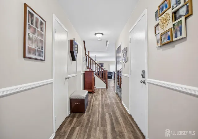 4th image of 18 Lexington Cir, Matawan, NJ 07747 | MLS# 2702499R