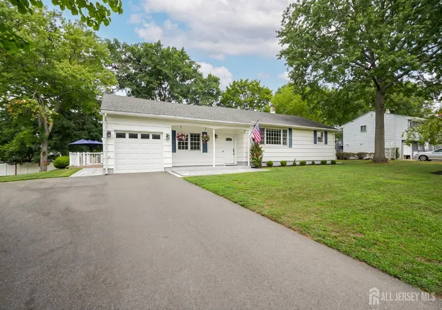 1st image of 76 Seymour Ter, Piscataway, NJ 08854 | MLS# 2702614R
