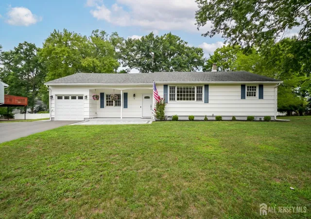2nd image of 76 Seymour Ter, Piscataway, NJ 08854 | MLS# 2702614R