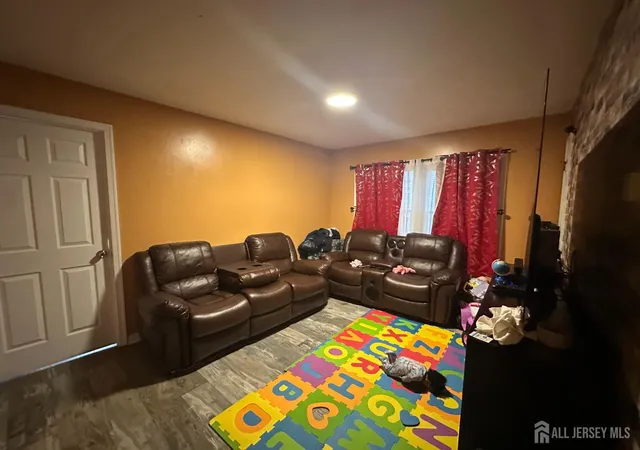 Homes for sale in New Brunswick, NJ | 174 Suydam St, New Brunswick, NJ 08901 | MLS# 2613467R
