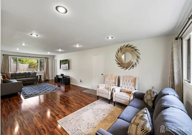 4th image of 16 Stockton Rd, Kendall Park, NJ 08824 | MLS# 2701354R